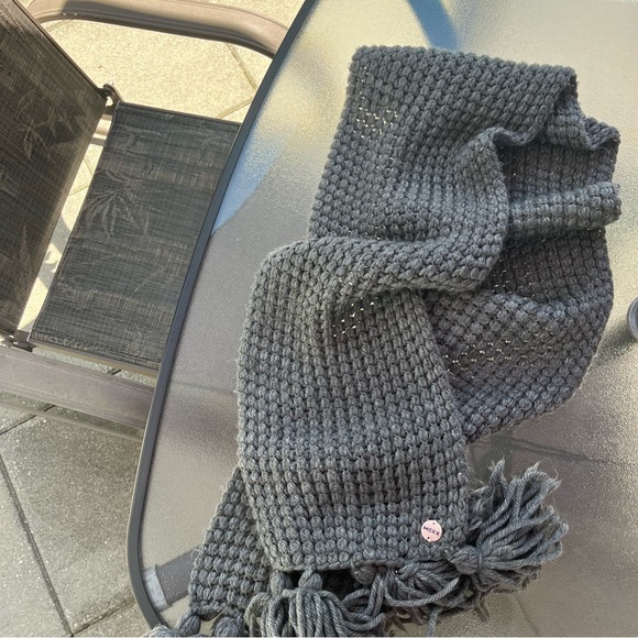 Mexx Waffle Knit Bauble Tassel Scarf and Hat Set - Picture 2 of 6